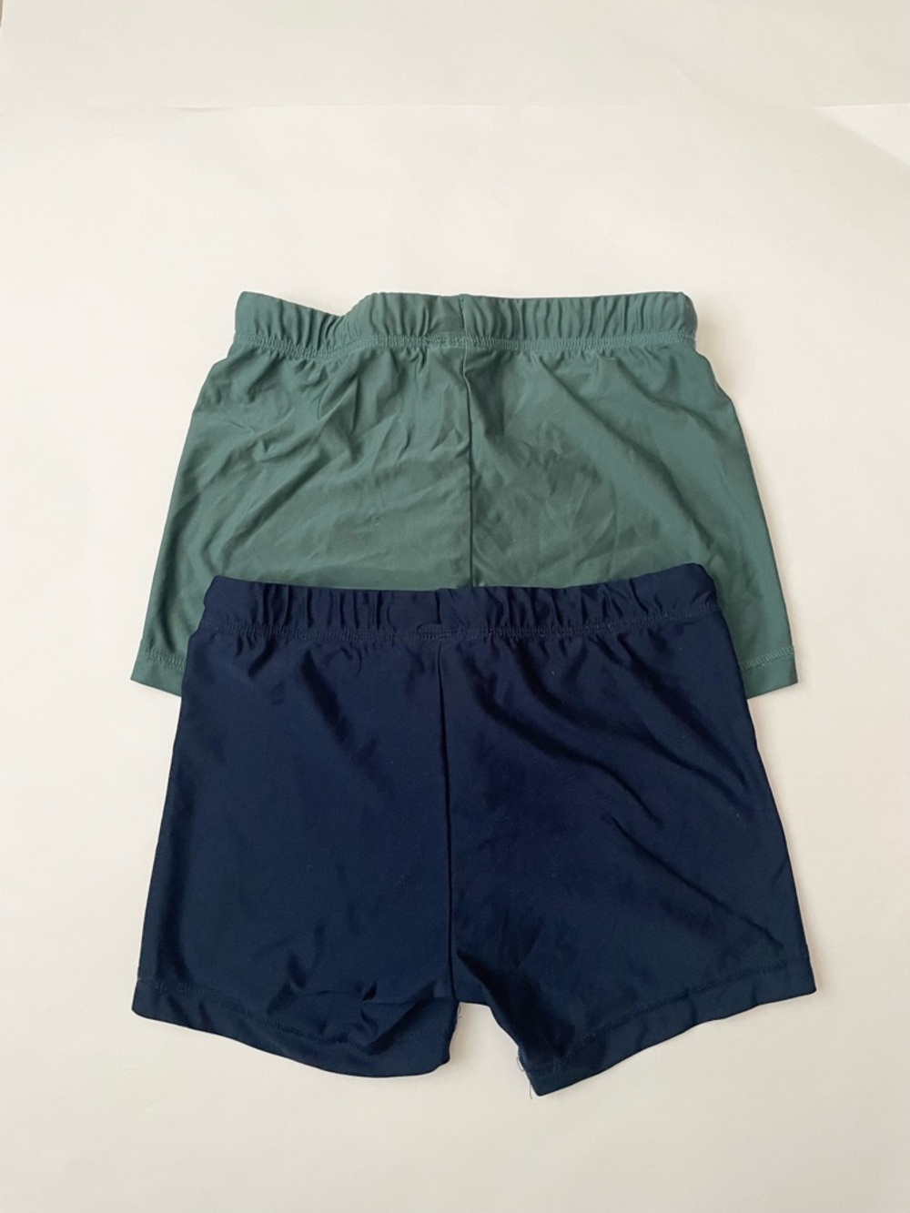 H&M Boys Swim Trunks Set in Navy and Green - Picture 2 of 4